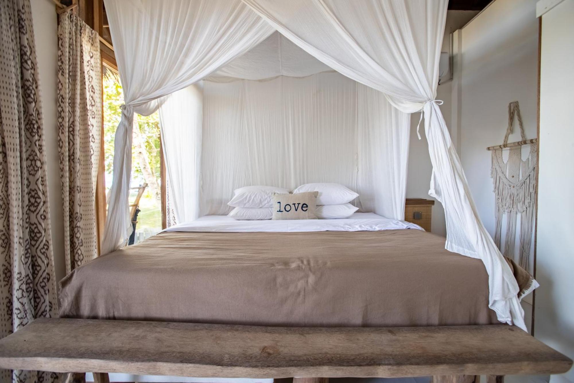 Aloita Resort Mentawai Tua Pejat Buitenkant foto